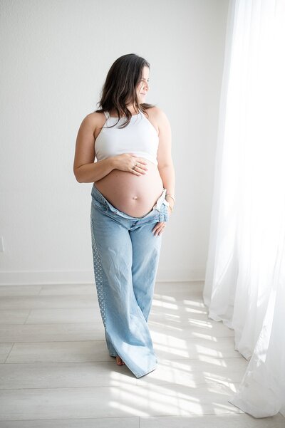 studio maternity session by Dallas Maternity Photographer