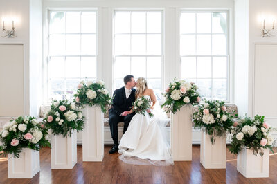 Allie Goodspeed is a wedding photographer based out of Austin, Texas serving Texas and beyond.