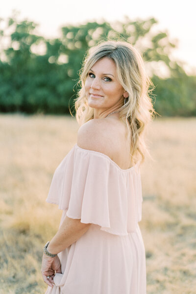 Maternity and Newborn Photographer, Angelia Jansen, One Good Shot Photography, Fresno, Clovis, Madera, Hanford, Tulare, Visalia, Selma, California