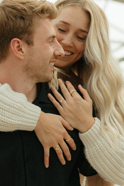 siouxfalls-downtown-engagement-photos-3