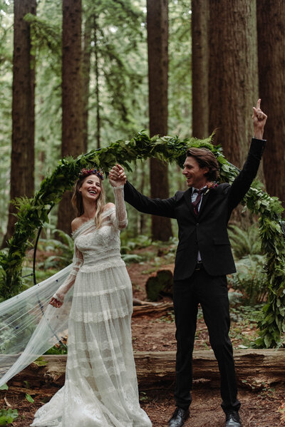 PNW Elopement Photographer