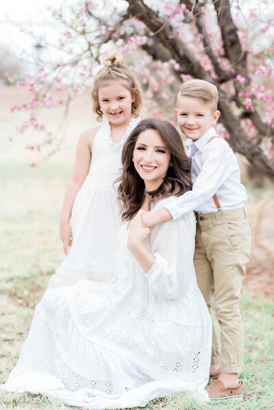 Capello's-Mommy-and-Me-Session-Schnepf-Farms-Arizona-Ashley-Flug-Photography04