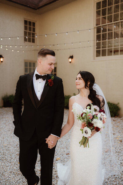 Bride & groom couple portraits at Winbrooke in the Berkshires