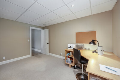13762 Loyalist Parkway office (2)