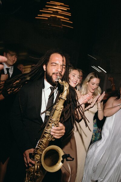 maison-principle-wedding-julia-garcia-prat-montreal-luxury-wedding-photographer-91_websize