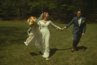 Best candid wedding photographers