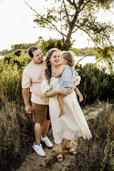 Prosper texas family at the lake in grapevine texas