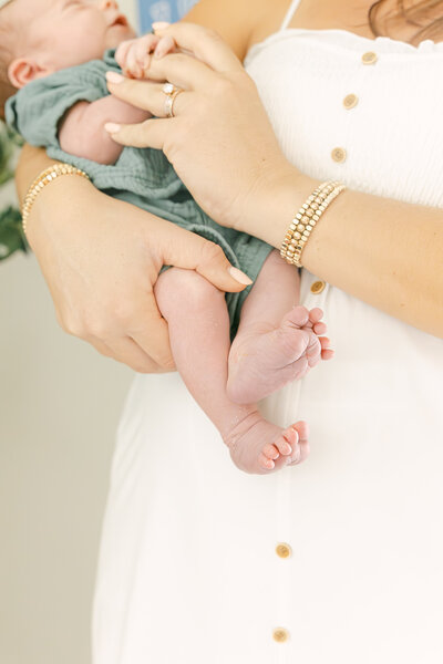 family of 3 lifestyle photography session Troy, Ohio Lost Creek Reserve