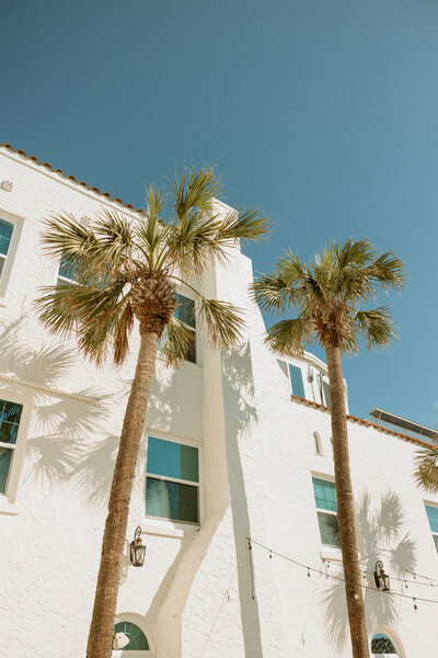 Oia elopement photographer