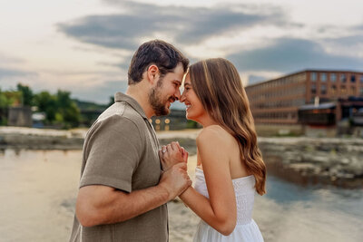 Rachel & Zack's Engagement Photo | New Hampshire Wedding Photographer