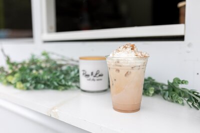 an iced caramel macchiato drink