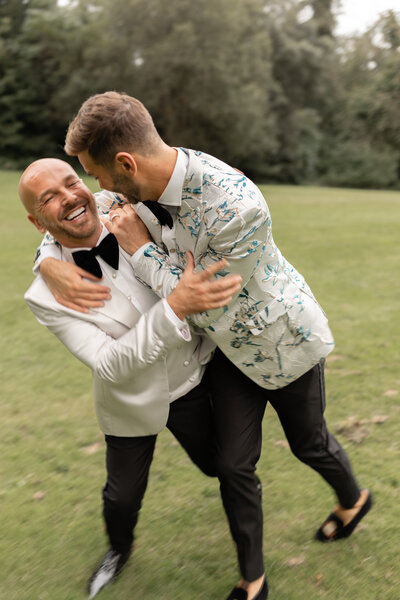 Couple portrait at Orchardleigh Court