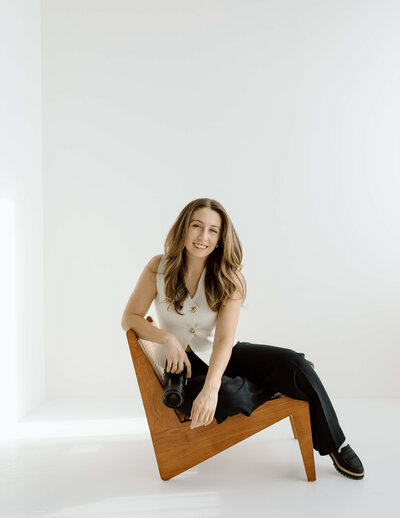 Clarissa, the owner of Golden Hour Photo Co
