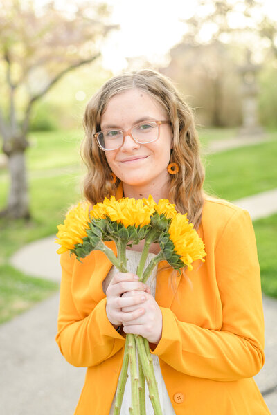 Bright Spring Senior Session 0014