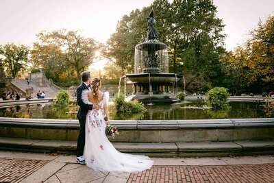 Sunset wedding photo at the Bethesda Fountain in Central Park