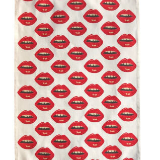 Kiss Towel