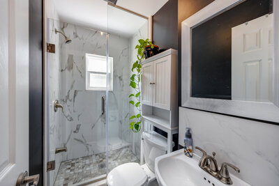 42 Liberty apt bath