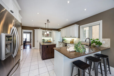 24 Worthington eat in kitchen (4)