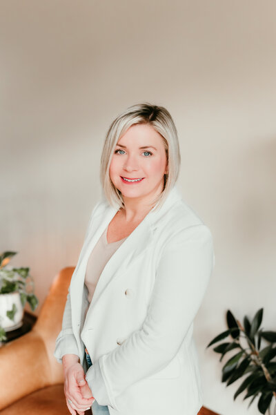 Modern branding portrait of a female entrepreneur for her website and social media.