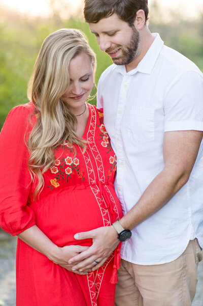 Nashville maternity photography poses