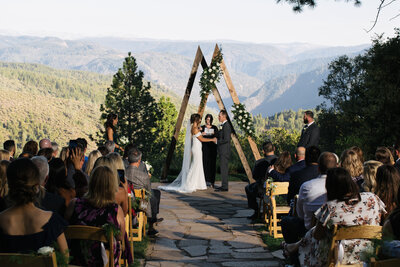 Sacramento bride and groom photos at Haggin Oaks