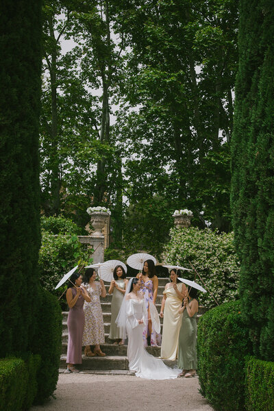 Chateau de sannes, bridesmaid photo