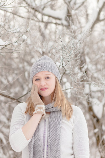 senior session in the city