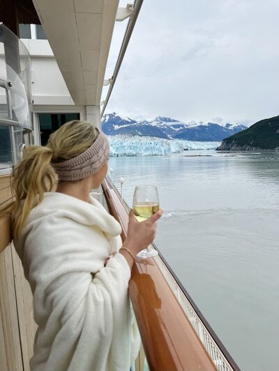 travel influencer on an Antarctic Cruise
