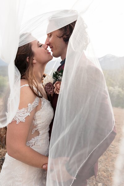 bride putting on shoes