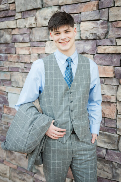 suit-dresscoat-senior-boy-photos