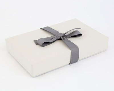 boutique-grey-square-2