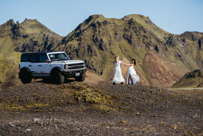 4x4 Iceland Elopement