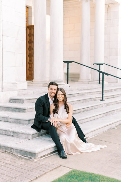 Lovely Engagement Session at the Memphis Brooks Museum - Memphis Wedding Photographer