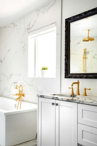 modern white marble bathroom design and installation