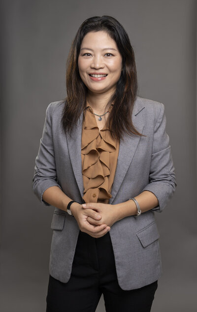 Qinna-Business-2