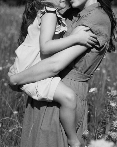 Motherhood painting Session Wausau WI_-14