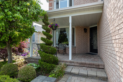 38 Apple Blossom front porch (1)