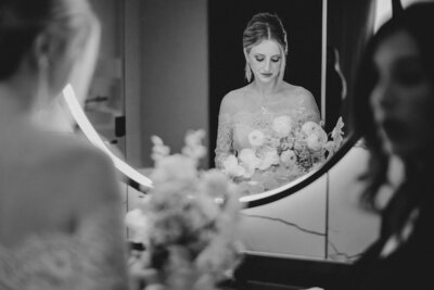  WISCONSIN WEDDING AND EVENT FLORIST | SERVING MADISON, MILWAUKEE, & BEYOND 
