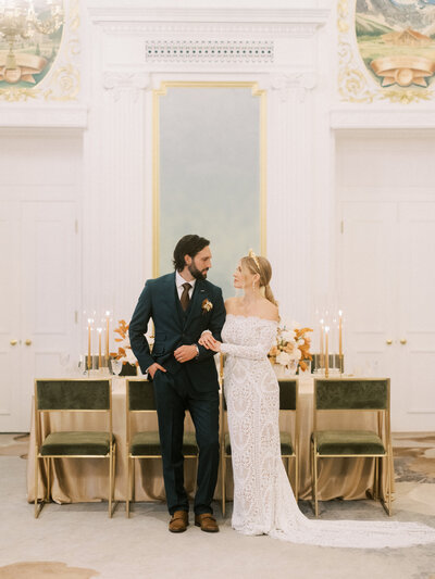 calgary_wedding_photographers_nicole_sarah_palliser_fairmont.jpeg-1