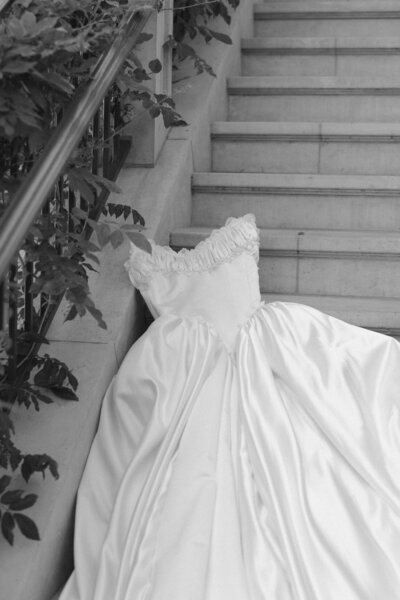 Winery wedding at Monserate in Fallbrook Southern California by Laura Burns