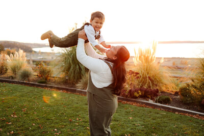 university place family photographer mini session photo of mom and toddler son