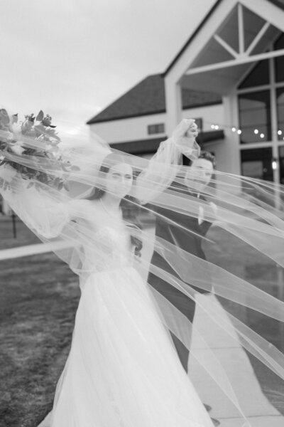 Nostalgic Bride Groom Portrait Hope Gray Photo-2