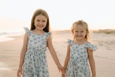 Daughters of wedding photographer Megan Smith Photography