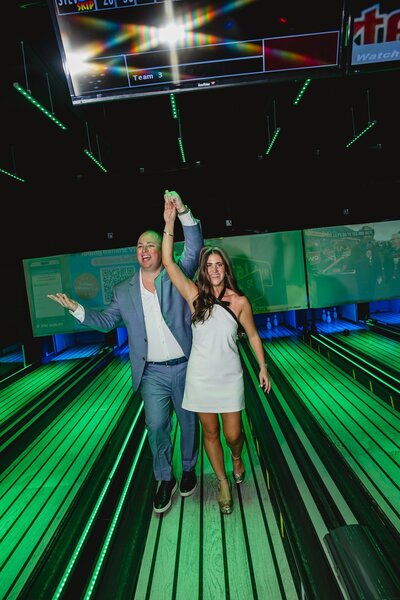 bride-groom-florida-bowling-alley
