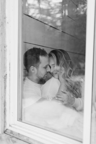 muskoka-cabin-engagement-002