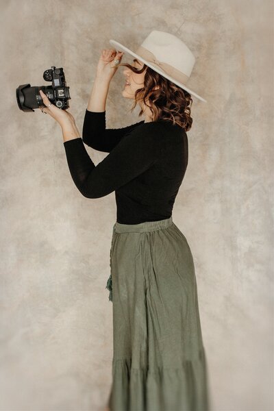 Marissa Rosenbaum, your go-to Montana photographer, capturing love in the heart of the Montana