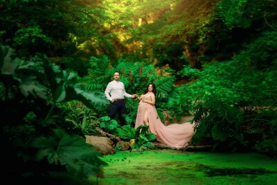 Snoqualmie Maternity Portraits Gold Creek Pond