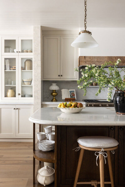 Custom interior design of an Orange County kitchen with furniture