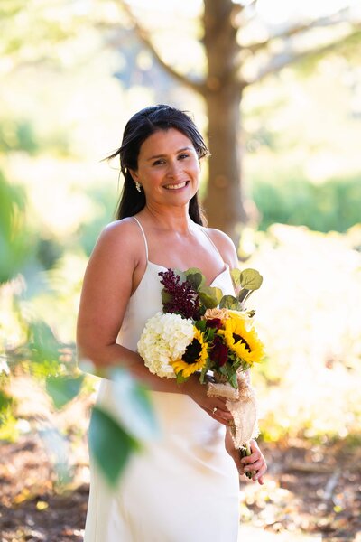 berkshire-elopement-becket-massachusetts-bride-bouquet