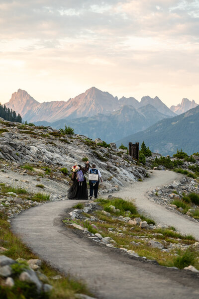 North Cascades National Park Mt Baker Snoqualmie National Forest Artist Point Washington Elopement